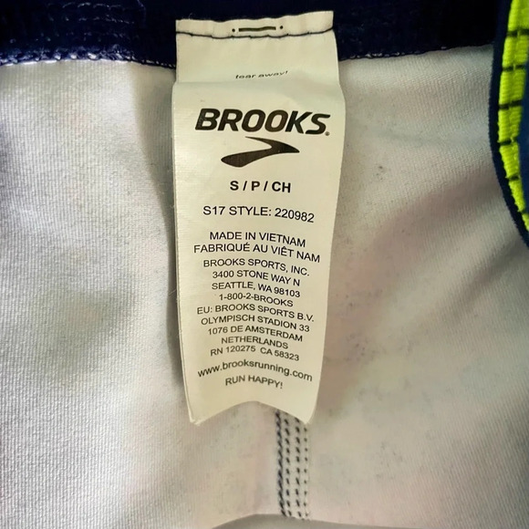 Brooks Greenlight Capri Tights Leggings in Sunset Maze size small - Picture 9 of 12